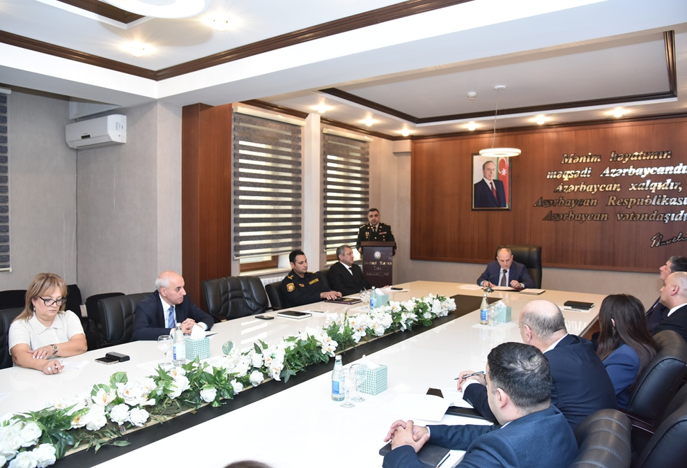 Tahir Budaqov müşavirə keçirdi - FOTOLAR